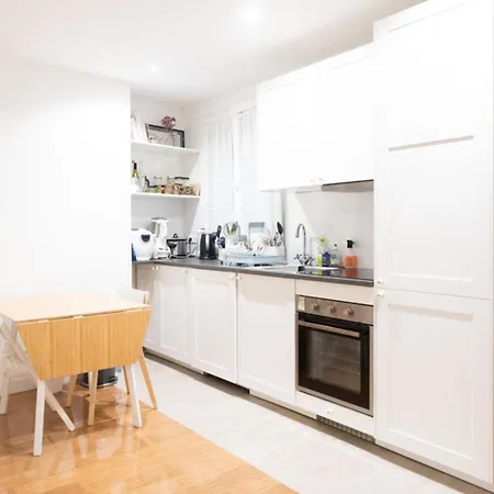 Apartment T3 Bright And Family Close Republique