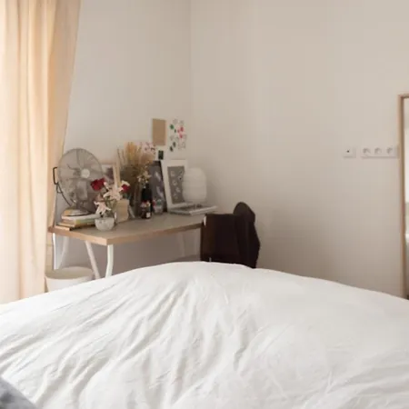Apartment T3 Bright And Family Close Republique